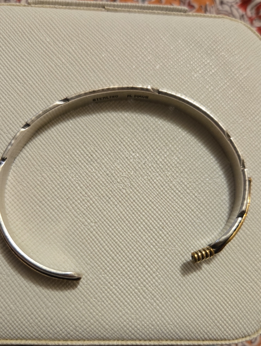 H Mace Navajo